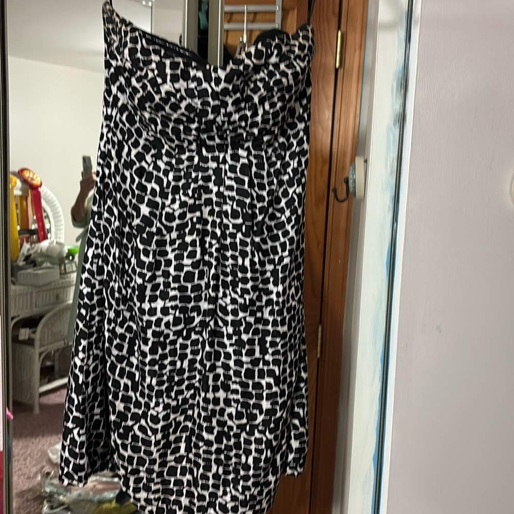 White House black market dress.sleeveless